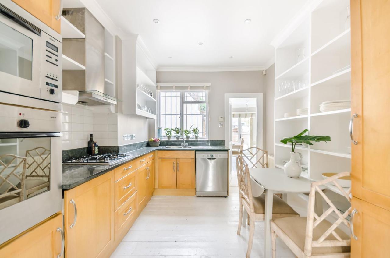 Altido Elegant 2-Bed, 2 Bath Flat With Private Terrace In South Kensington, Close To Tube London Exterior photo